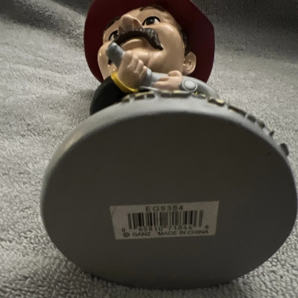 Firefighter Bobblehead Figurine - Picture 5 of 5